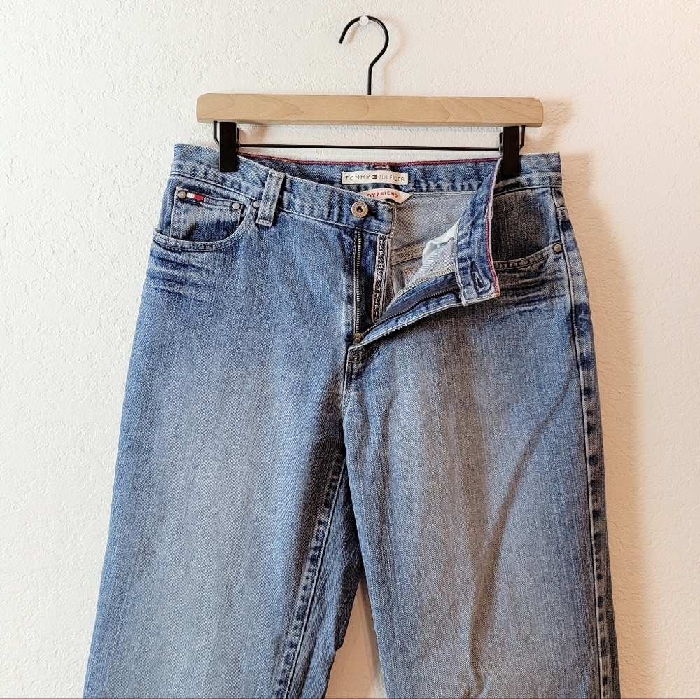 Vintage Tommy Hilfiger Y2K Light Wash Grunge Relaxed Boyfriend Jeans Size 6